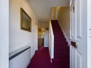 ENTRANCE HALLWAY- click for photo gallery